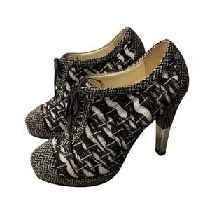 CHANEL Tweed Lace Up Booties Heels EU 37 Black White Ankle Boots -Authenticated